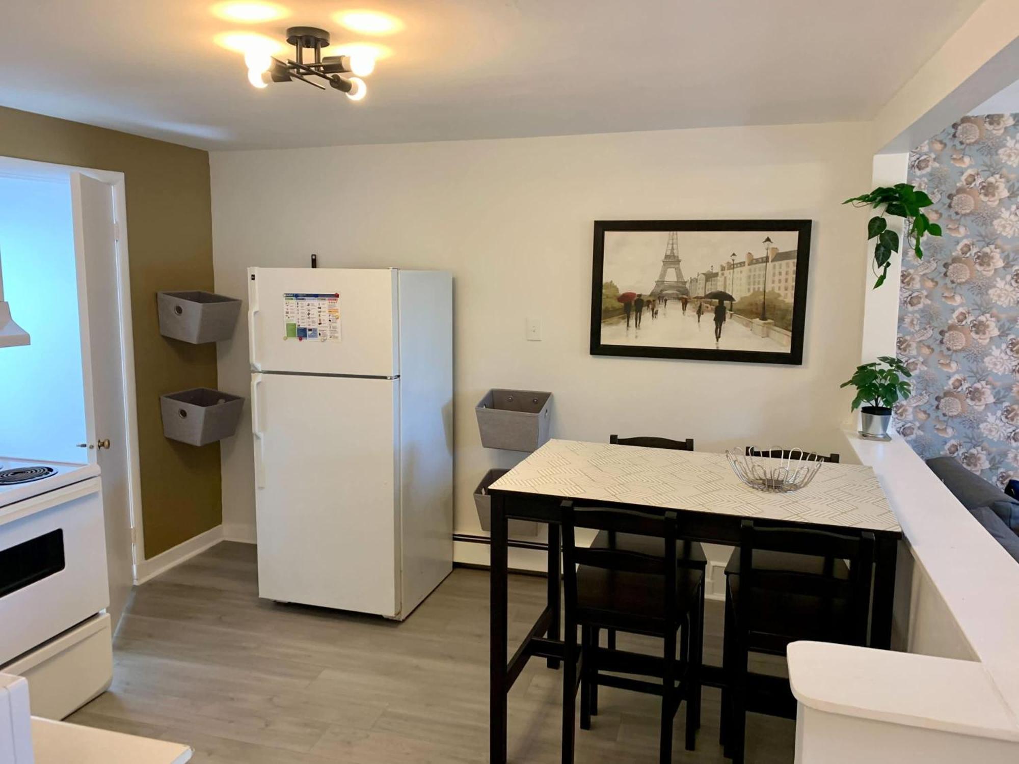Location Cozy And Well-equipped, Unit #3 * Halifax